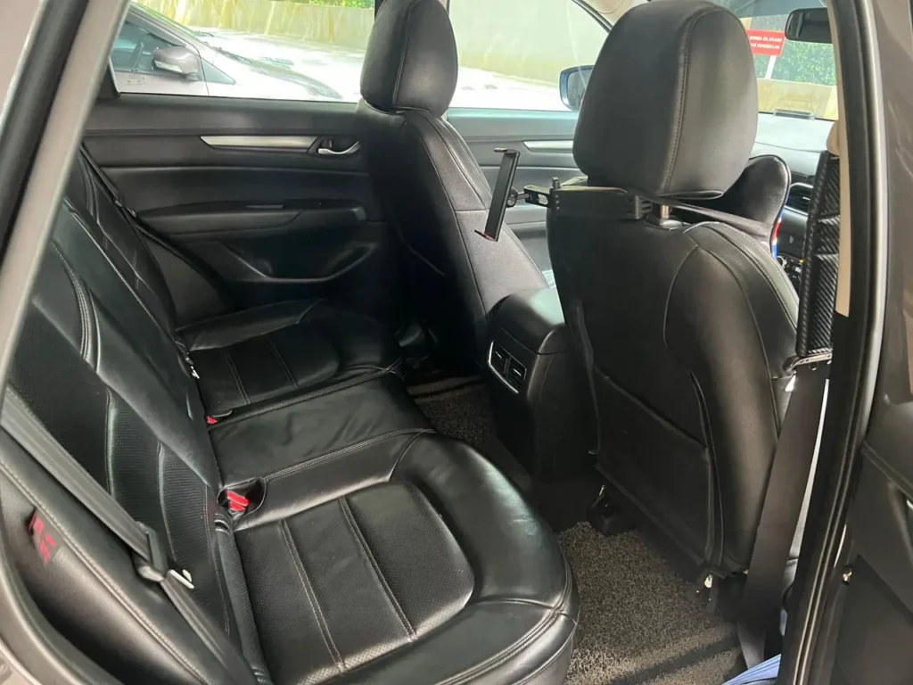Car Rent Mazda CX5 17