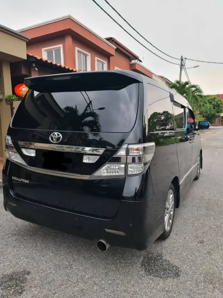 Rent Vellfire ANH207